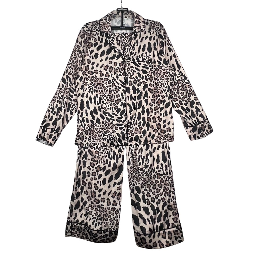 Leopard Print Pajama Set‎ Size Small Fits a L/XL Lingerie by Sofia Intimates
